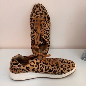 Aetrex Brown and Black Sneakers with Orthopedic Cushioned Insole